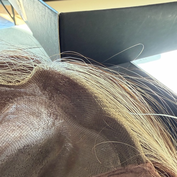 Belle Tress Dolce & Dolce Wig in Butterbeer Blonde 23 inches - Picture 9 of 9